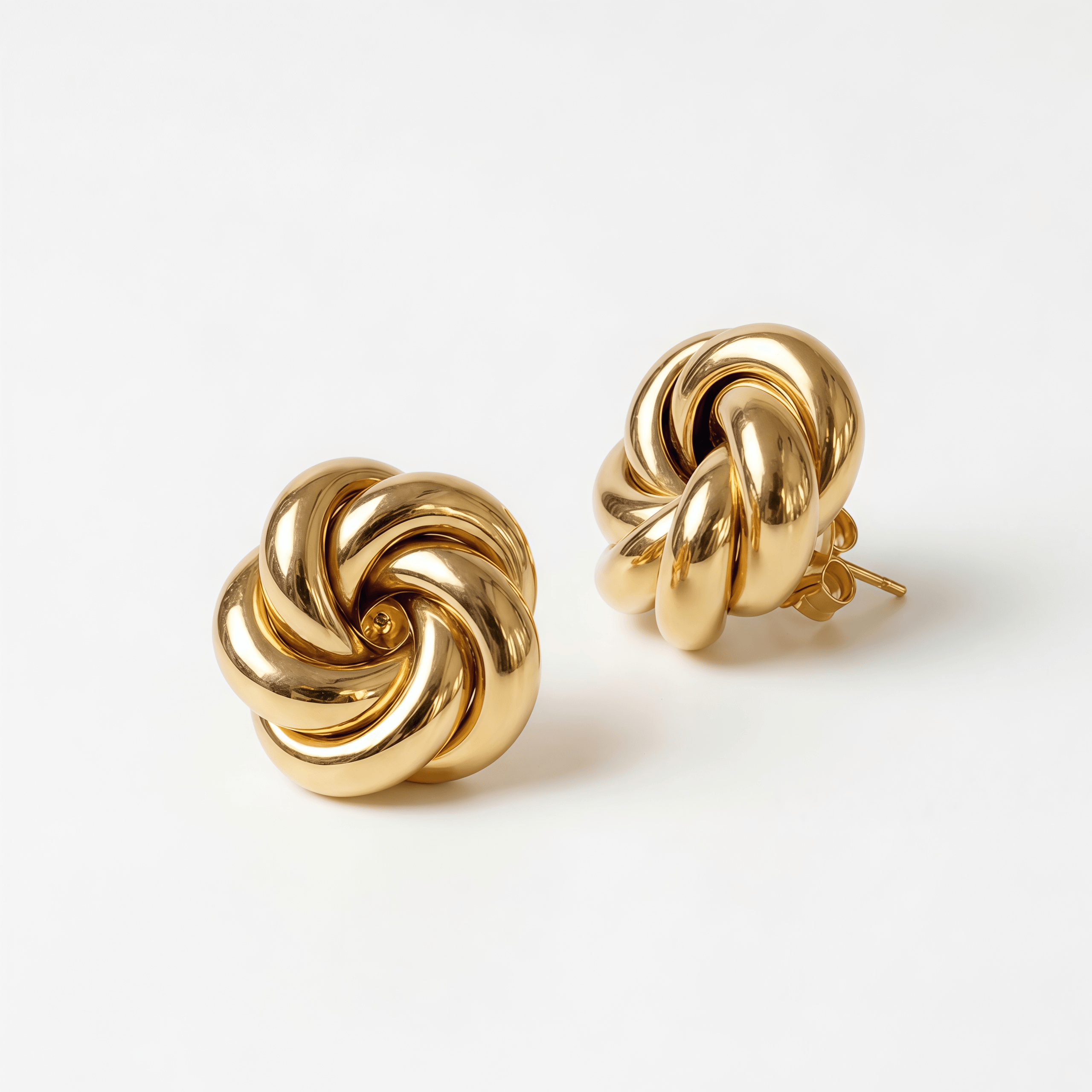 Aretes Nudo Dorado - Vista 2